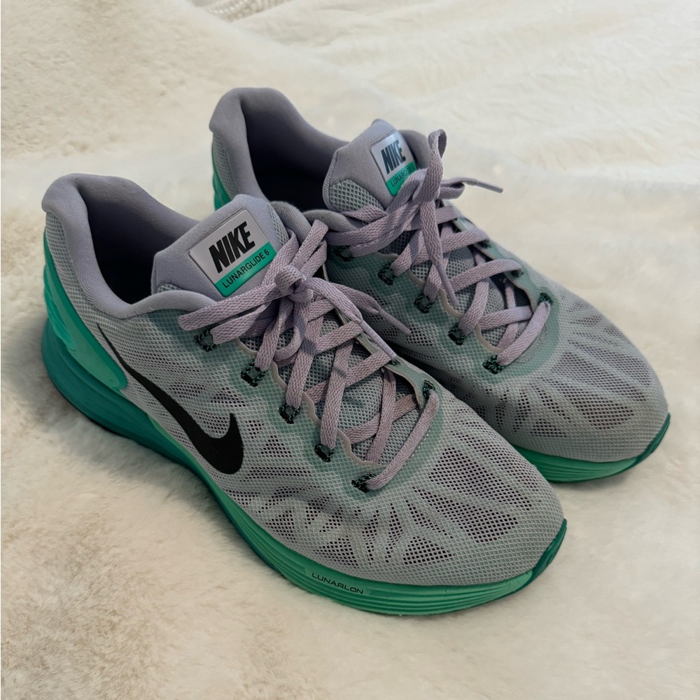 NIKE Lunarglide 6 (size 8)